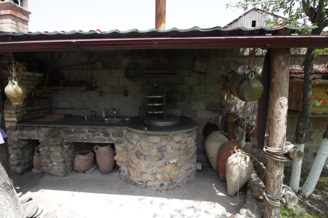 Mardoyan'S Guest House Gavar Bagian luar foto