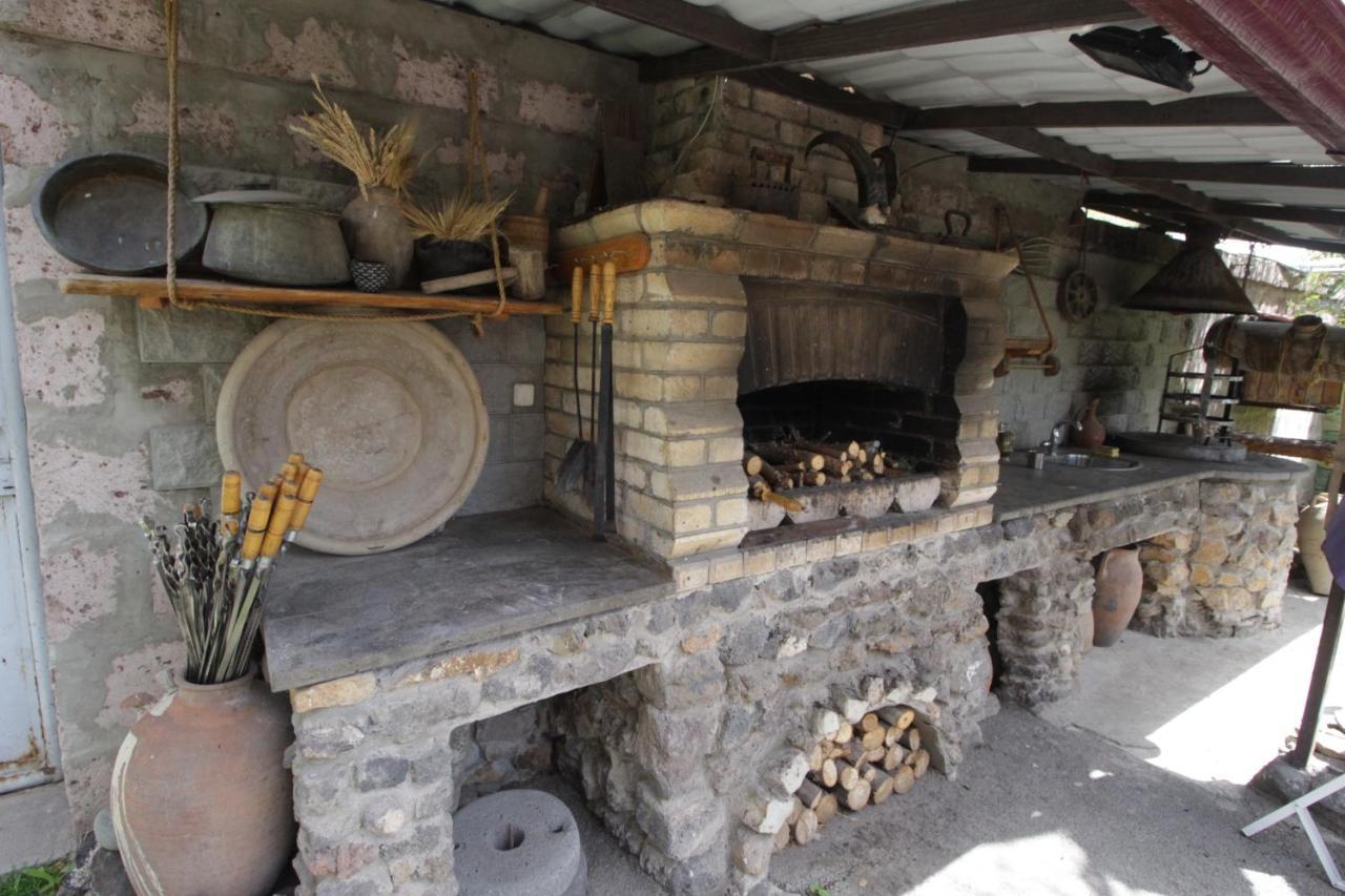 Mardoyan'S Guest House Gavar Bagian luar foto