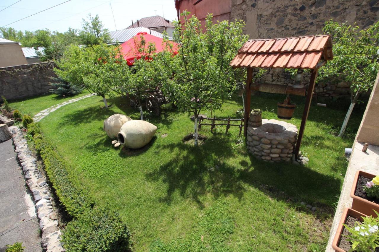 Mardoyan'S Guest House Gavar Bagian luar foto