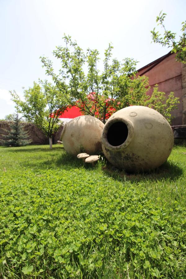 Mardoyan'S Guest House Gavar Bagian luar foto