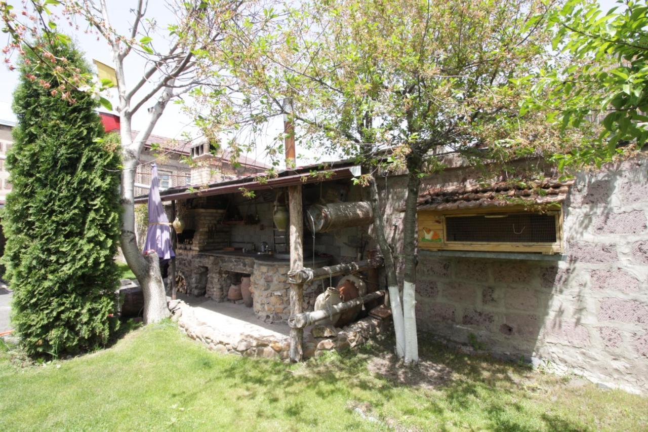 Mardoyan'S Guest House Gavar Bagian luar foto
