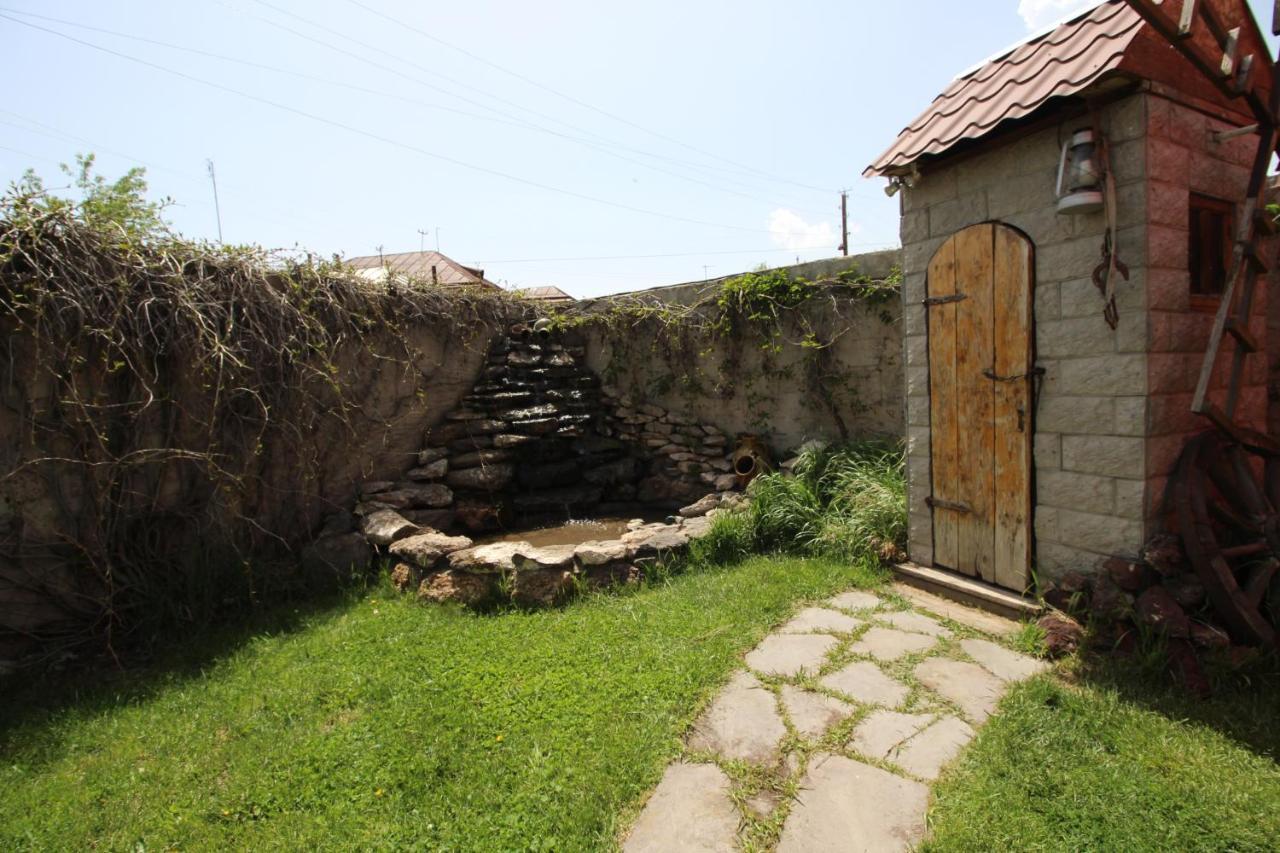 Mardoyan'S Guest House Gavar Bagian luar foto
